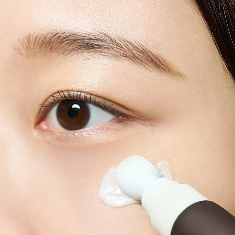 skincare-coréen-SKIN1004 Madagascar Centella Probio-Cica Bakuchiol Eye Cream 20 ml 03