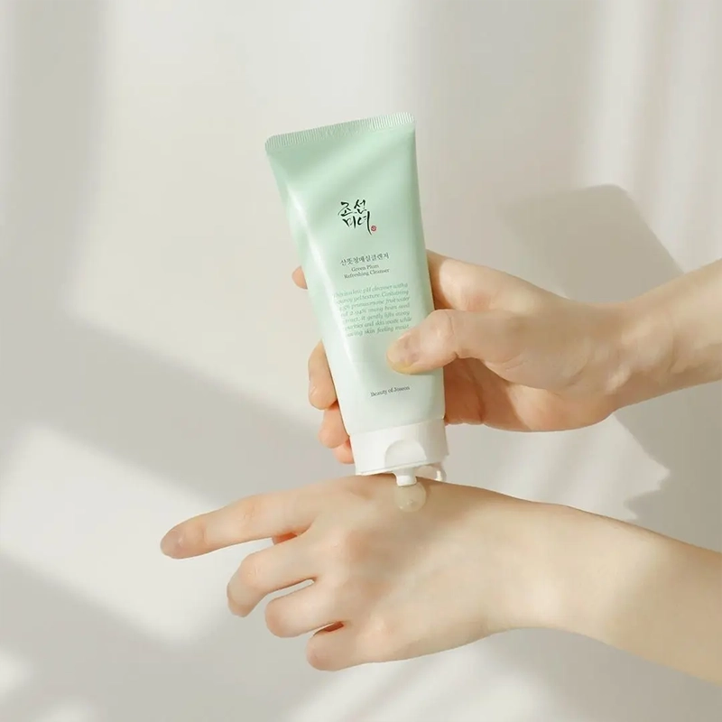 Beauty of Joseon - Green Plum Refreshing Cleanser 02