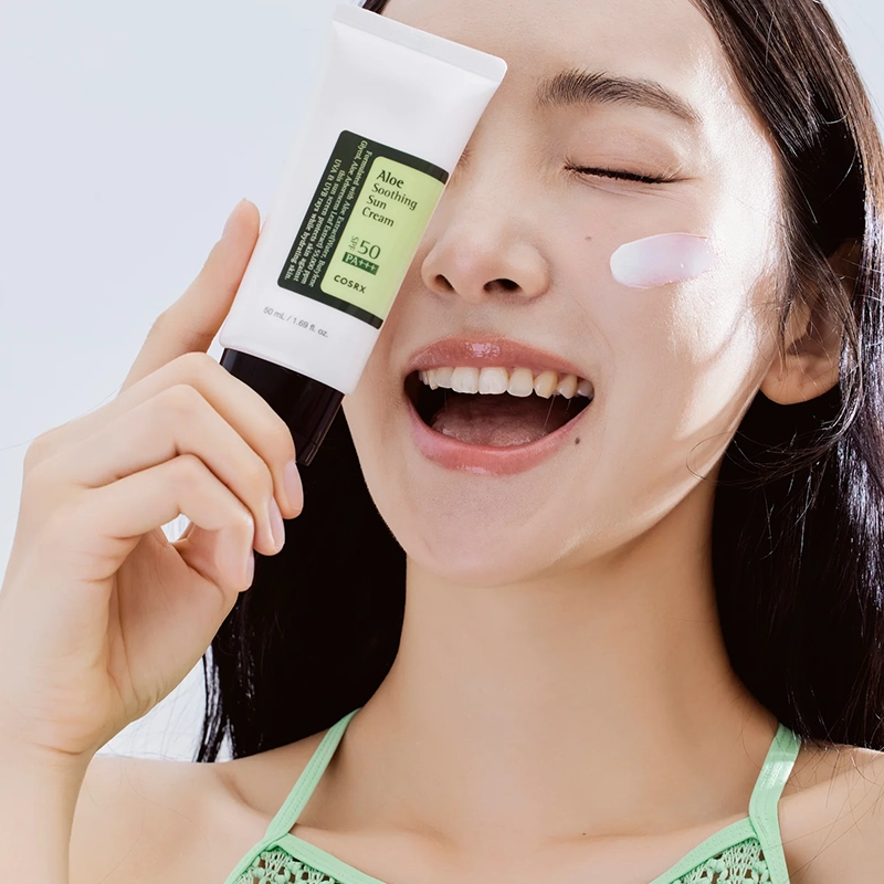 COSRX - Aloe Soothing Sun Cream 02